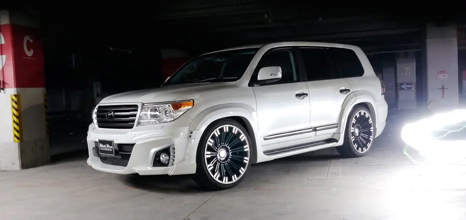 WALD BODY KIT FOR TOYOTA LANDCRUISER URJ 202W 2012~2015