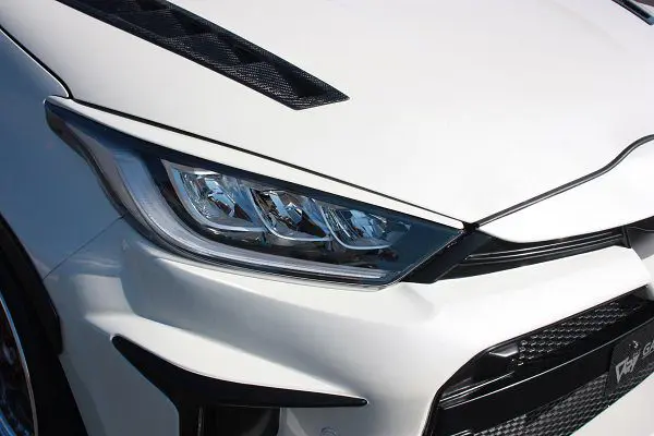 GARAGE VARY FRP EYELID For GR YARIS/YARIS