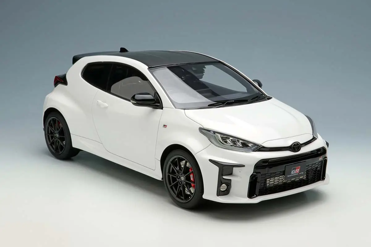 Mini Scale 1/18 Pro Edition GR YARIS Gen 1 Model Car