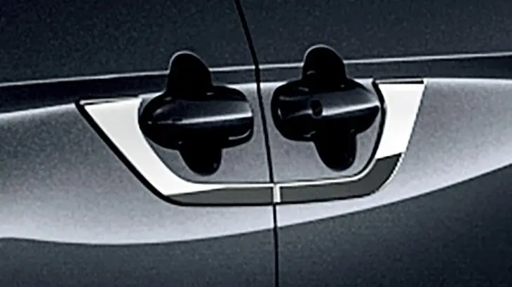 Modellista Side Door Garnish For Toyota Voxy 2021