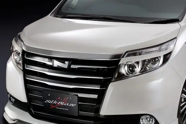 SILKBLAZE EYE LINE GARNISH FOR Toyota NOAH 80 G/X