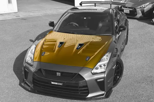 TOPSECRET M17 Aero Bonnet for R35 GT-R