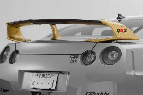 TOPSECRET Adjustable FRP Rear Wing for R35 GT-R