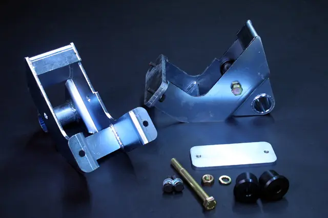 PRO-STAFF ZEAL Rear Hanger Down Bracket for Land Cruiser HZJ76