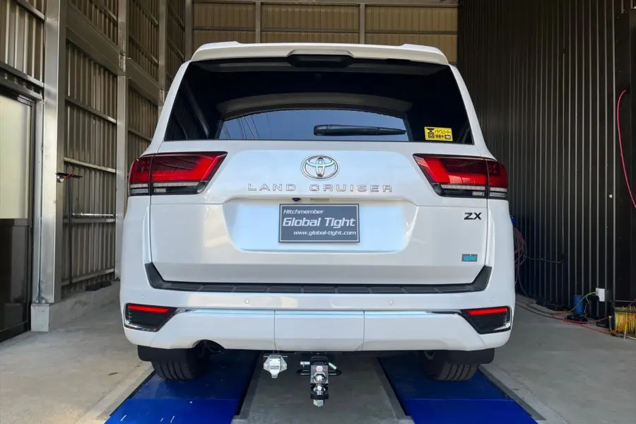 Global Tight Hitch Member for Landcruiser 300 Modellista