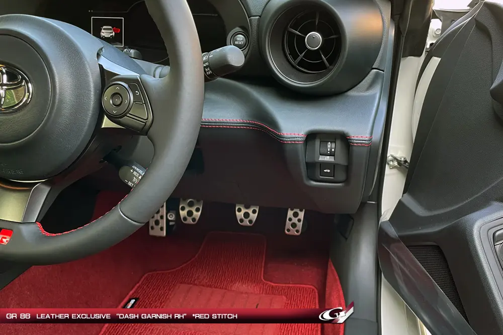 GRAZIO DASH GARNISH RH for Toyota GR 86