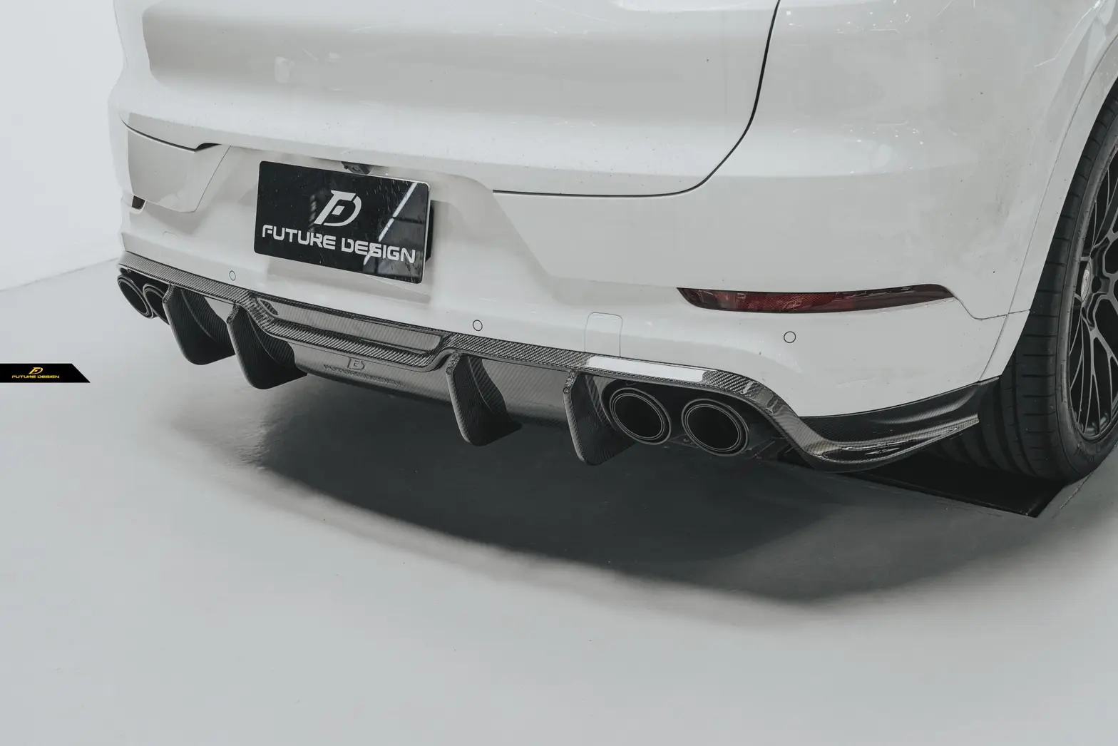 FUTURE Design Dry Carbon Rear Diffuser for PORSCHE Cayenne Coupe 9Y0