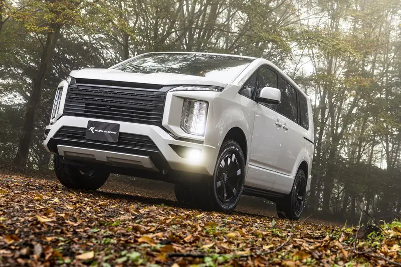 KUHL Body Kit for DELICA D:5