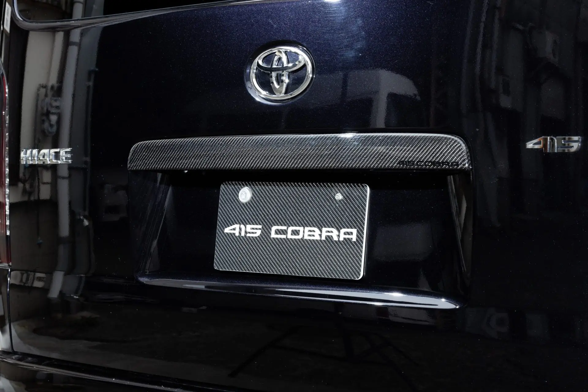 415COBRA Rear Gate Carbon Garnish for HIACE I~VI