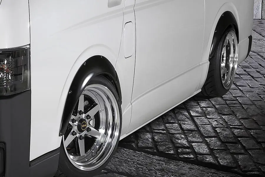 FABULOUS Front 35mm Rear 40mm Over Fenders for Hiace 200 Series