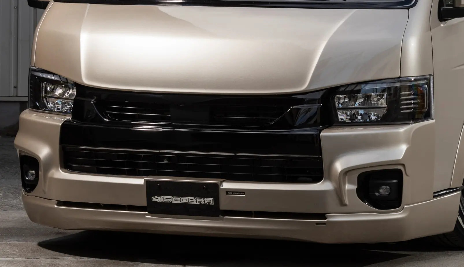 415COBRA FACE LIFT FRONT GRILL SET for HIACE WIDE 4,5,6~