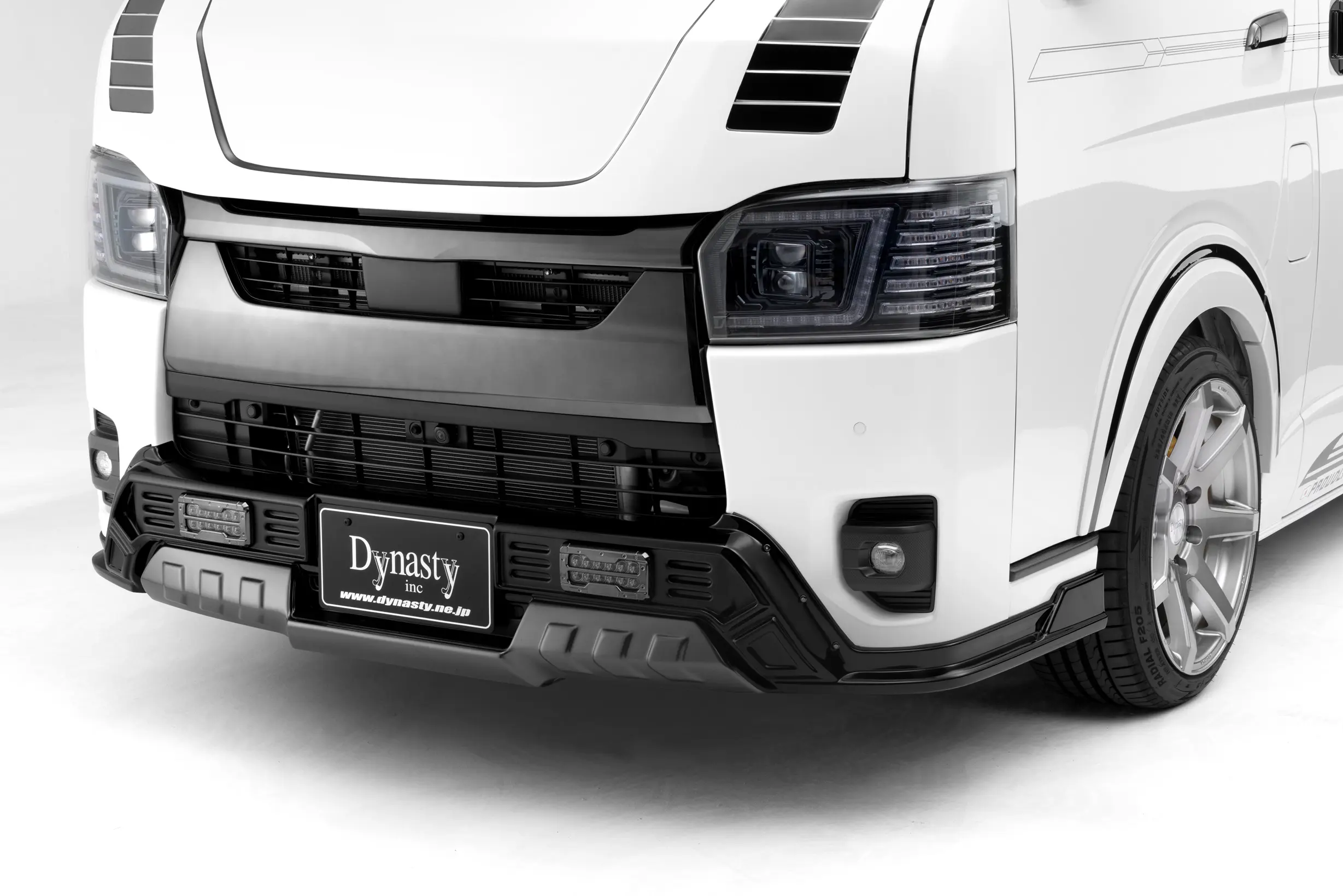 DYNASTY DESERT LINE ABS Front Spoiler for Hiace