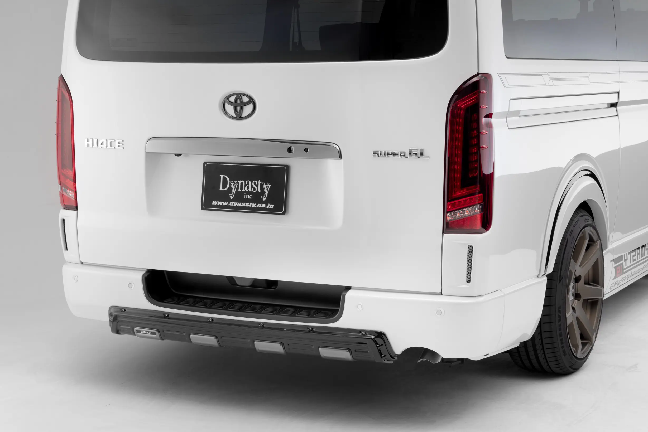 DYNASTY DESERT LINE ABS Rear Garnish for Hiace