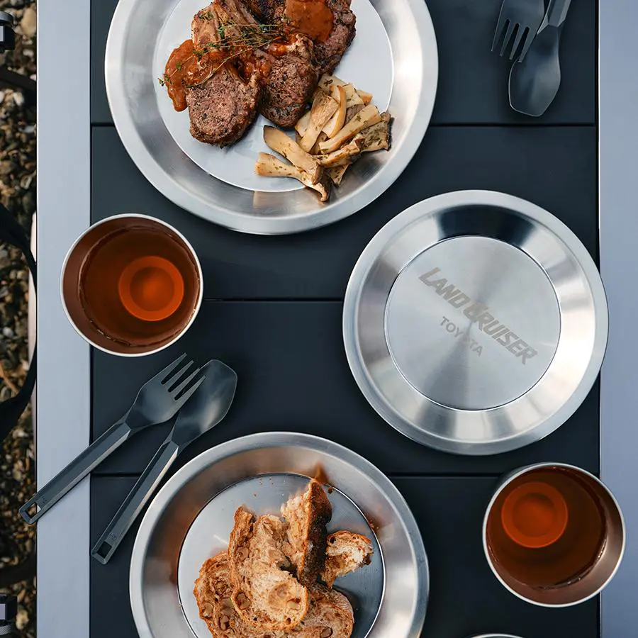 GENUINE Land Cruiser Stainless Steel Plate Set