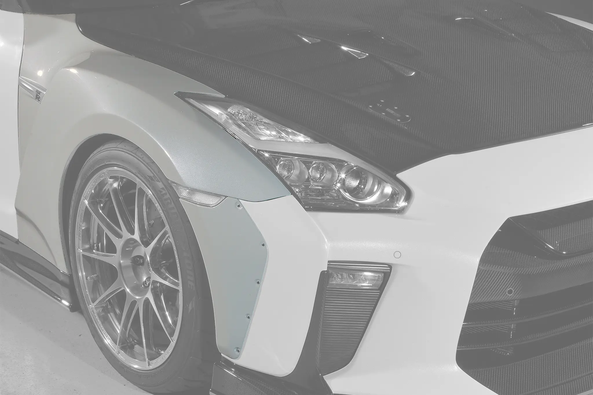 TOPSECRET Type 3 Front Wide Fender for R35 GT-R