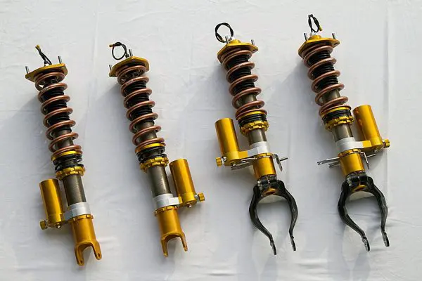 TOPSECRET Separate Tank Type Damptronic Suspension for R35 GT-R