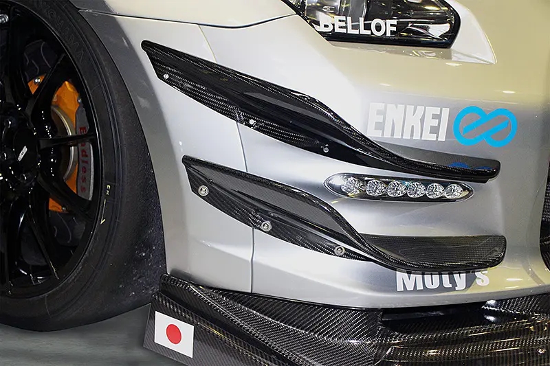 TOPSECRET Upper Canard for R35 GT-R