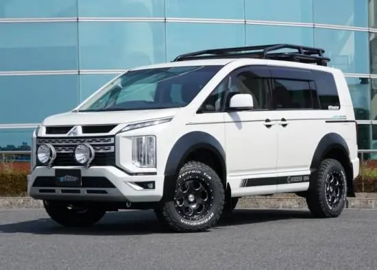 KADDIS AR4 Over Fenders for Mitsubishi Delica D:5 (Late Model)