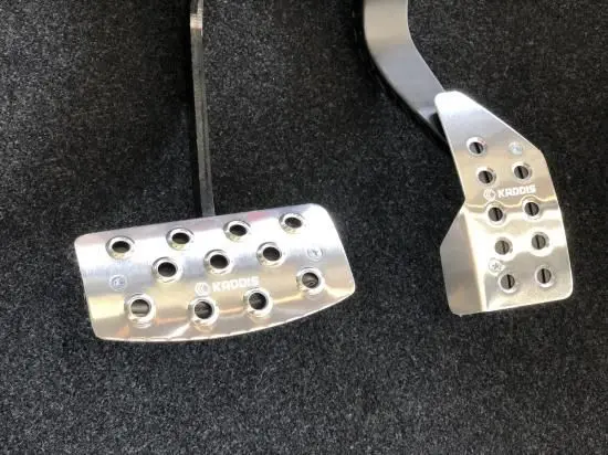 KADDIS Aluminum Pedal Set (Accelerator/Brake) for Delica D:5 (Late Model)