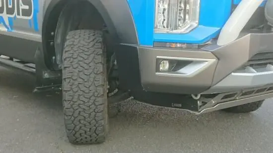 KADDIS Side Covers (4-inch Lift ) for Mitsubishi Delica D:5 Late Model