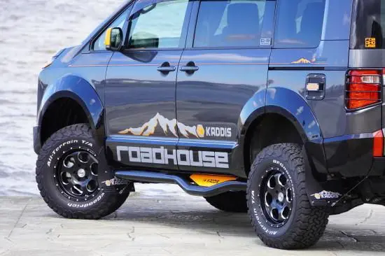 KADDIS  Premium Side Steps for Mitsubishi Delica D:5 (Late Model)