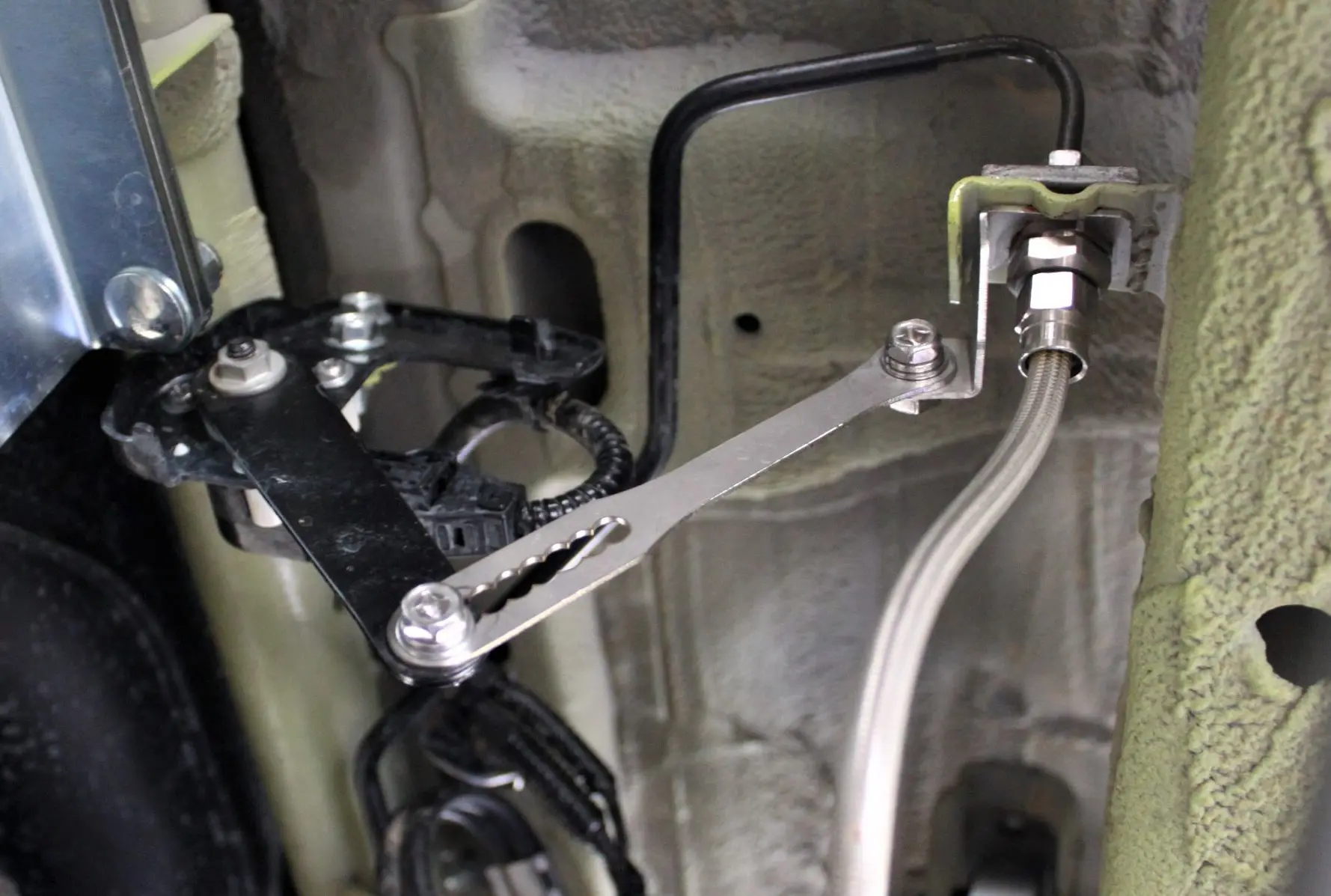 TANIGUCHI Headlight Sensor Fixing Bracket Kit for SUZUKI JIMNY JB64/74