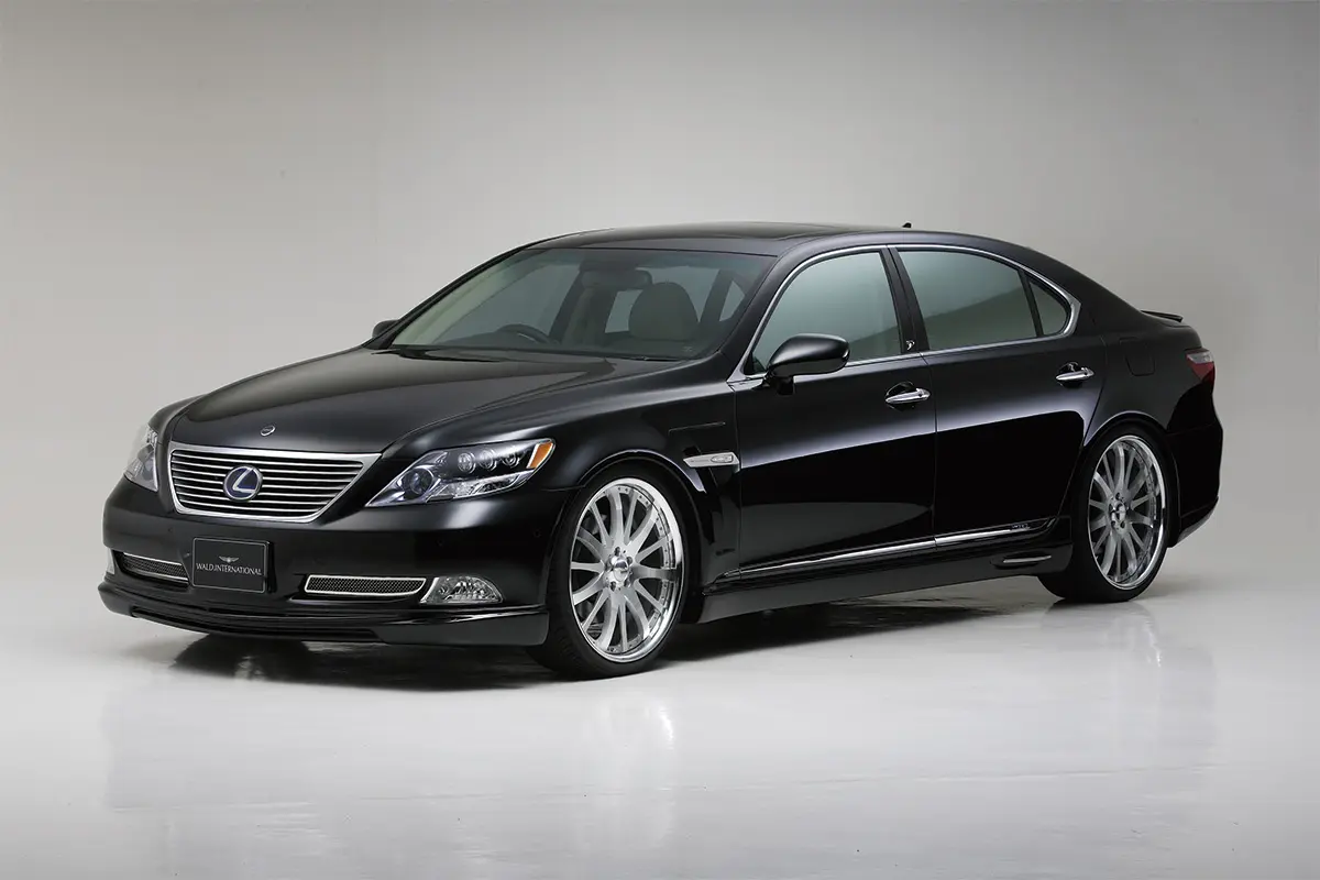 WALD Executive Line V1 Full Aero Kit — LS460 / LS600h (USF40/41 • UVF45/46, M/C Early 2006-2009)