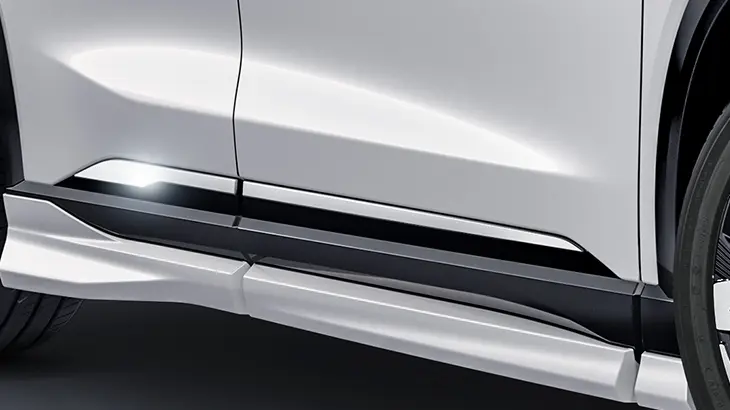 Modellista Side Door Garnish for Crown Estate 2025~