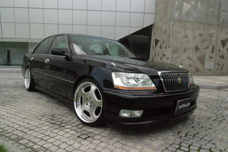 WALD EXECUTIVE LINE for Toyota Crown Majesta JZS/UZS17# 1999 ~ 2004