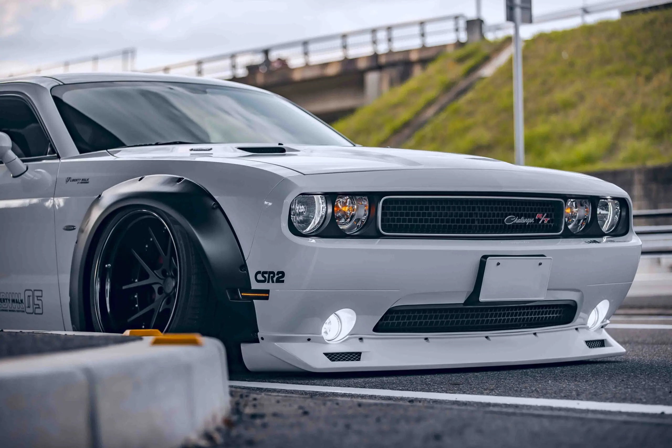 LB-WORKS COMPLETE BODY KIT FOR DODGE CHALLENGER