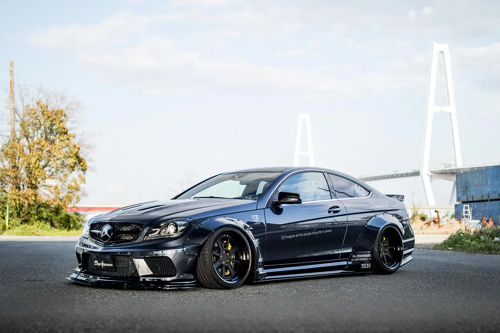 LB-WORKS W204 COMPLETE BODY KIT FOR MERCEDES-BENZ C63 COUPE & SEDAN