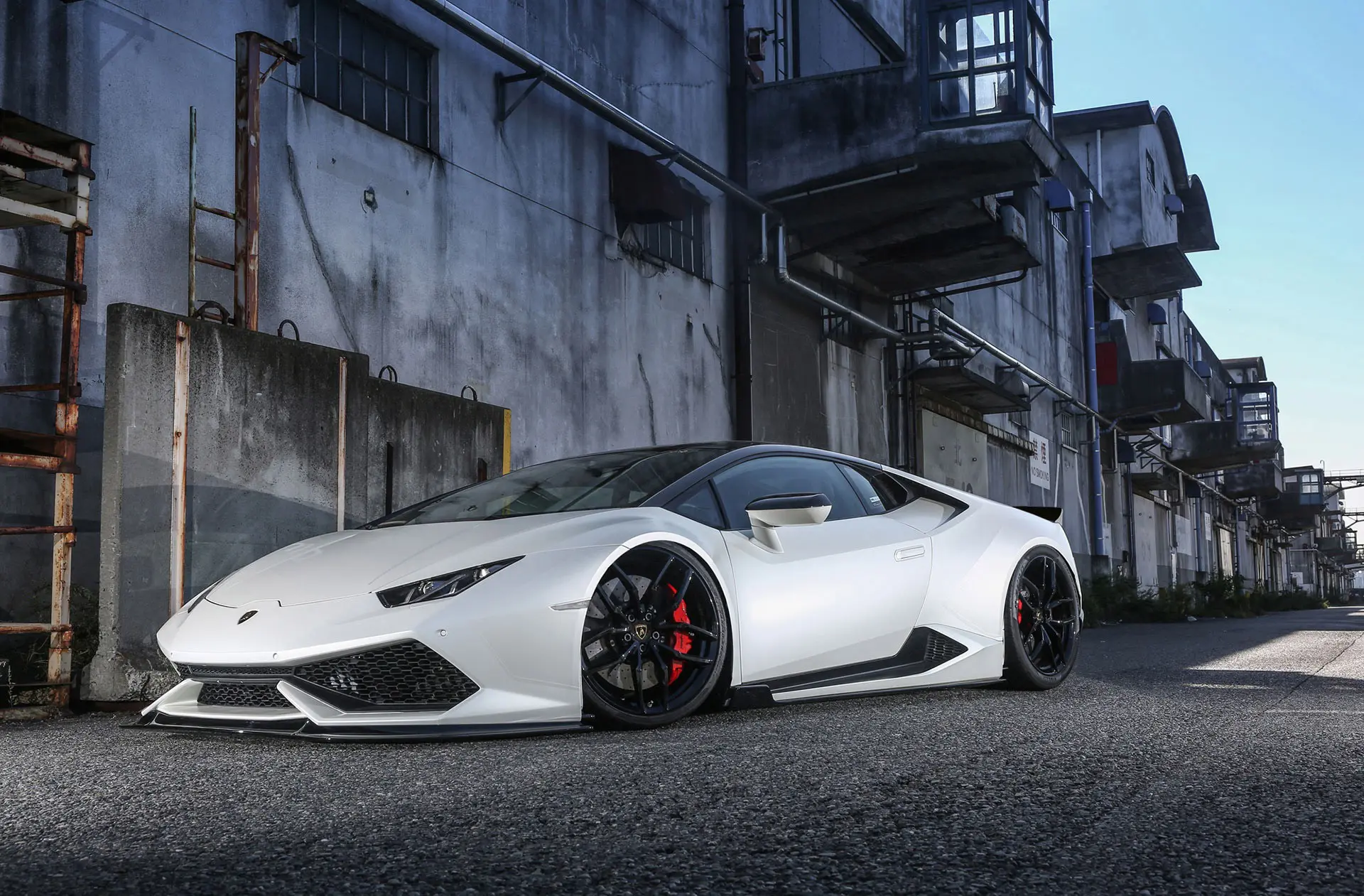 LB★PERFORMANCE COMPLETE BODY KIT FOR LAMBORGHINI HURACAN