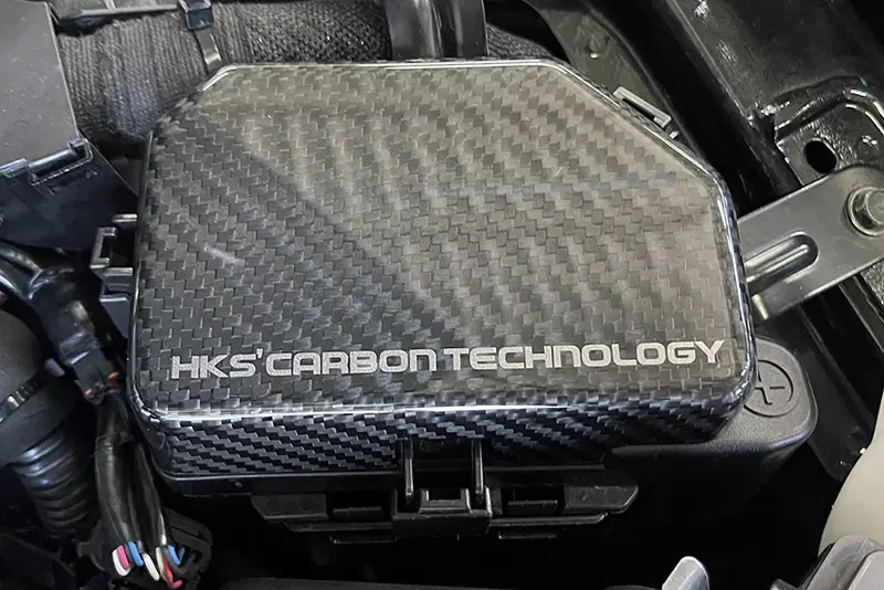 HKS DRY CARBON FUSE BOX COVER FOR NISSAN Fairlady Z RZ34 70026-AN002