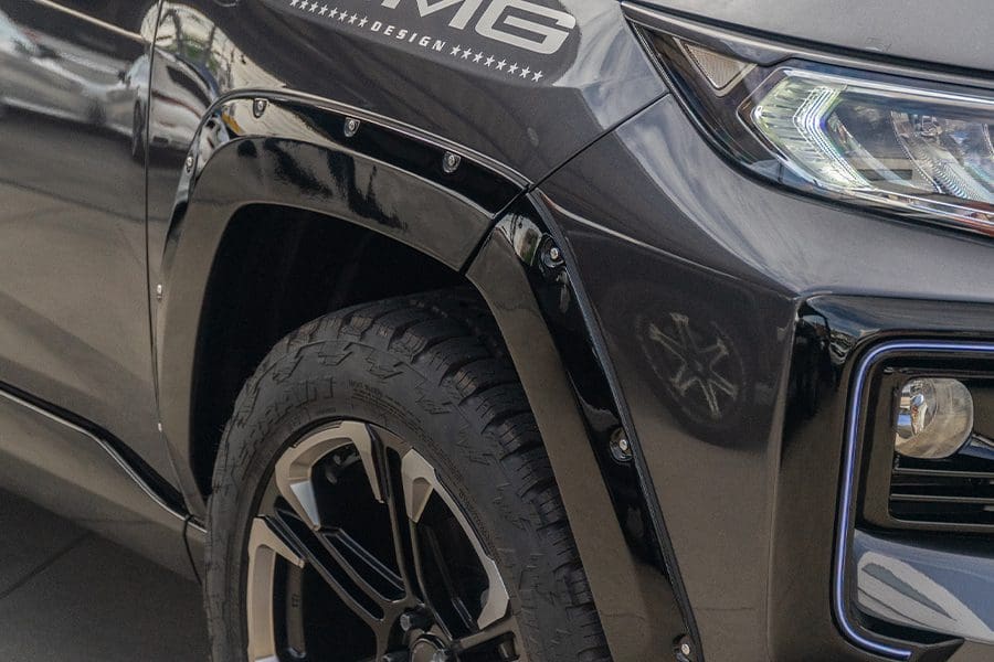 DOUBLE EIGHT Over Fender for Toyota RAV4 Adventure