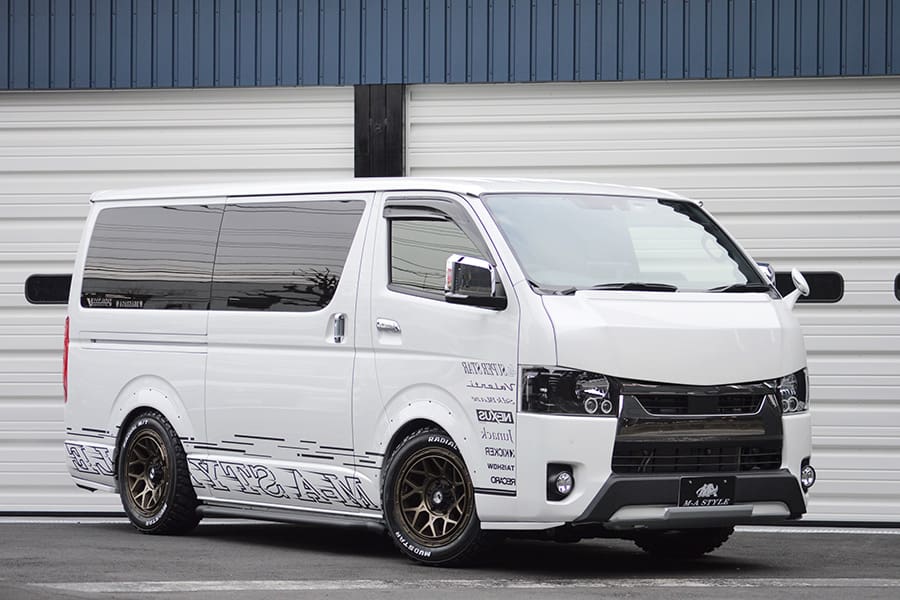 AVANZARE M-A Style Body Kit for Toyota HIACE Standard 200