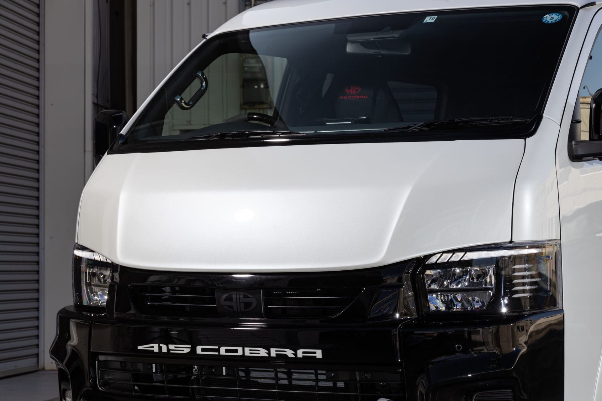 415COBRA By2 NEO Bonnet for HIACE I~