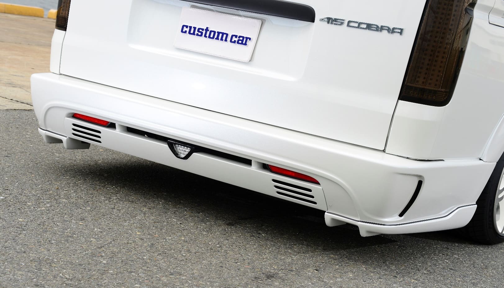 415COBRA CONCEPT 2 Regular Rear Bumper for HIACE Narrow 3