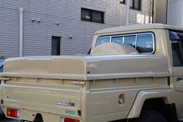 MOTORAGE Tonneau Cover for Land Cruiser GRJ79K