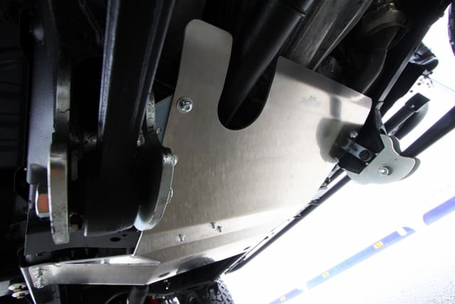 MOTORAGE Mission Transfer Guard for Land Cruiser 70