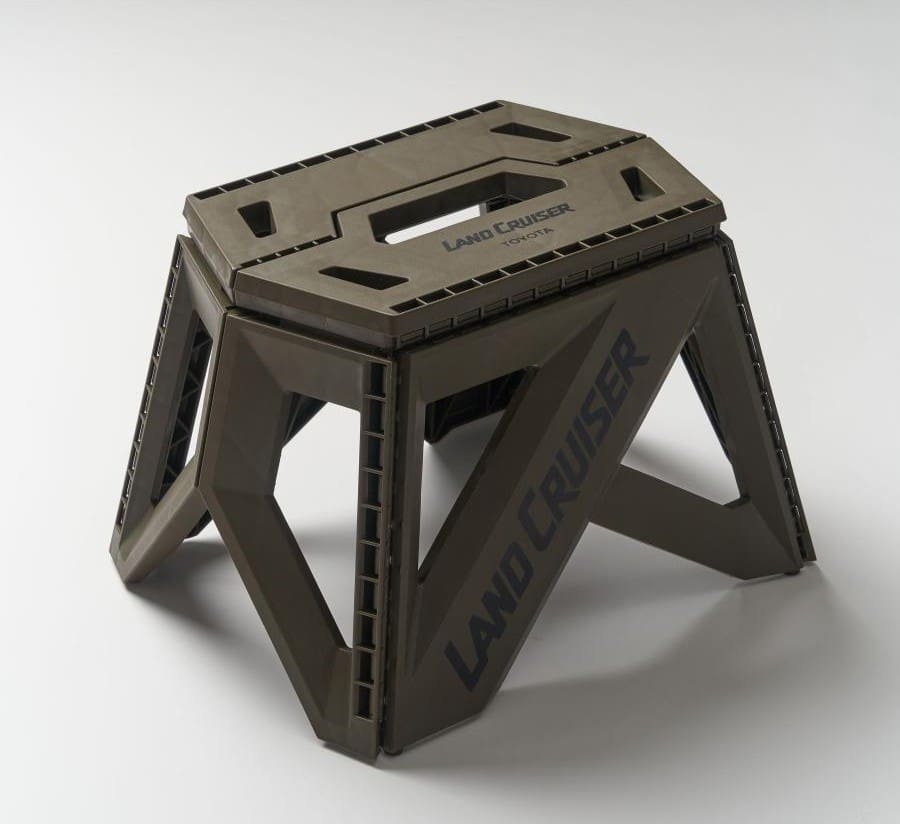 GENUINE LAND CRUISER COLLECTION FOLDING STEP STOOL