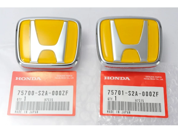 Honda Genuine Yellow Emblem 75700-S2A-000ZF