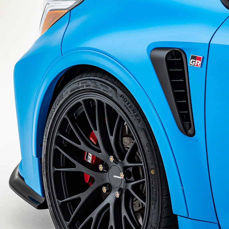 GAZOO RACING × GROW DESIGN PRE-MINOR CHANGE OVERFENDERS FOR GR COROLLA