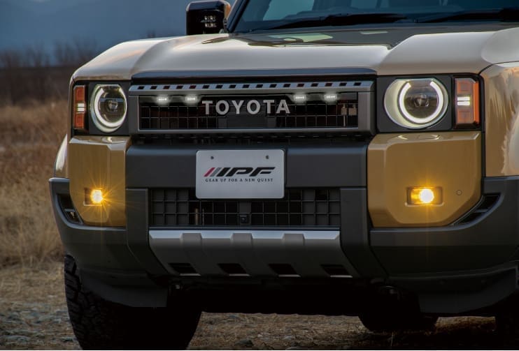 IPF White Grille Marker for Land Cruiser 250 EXLC2-02W