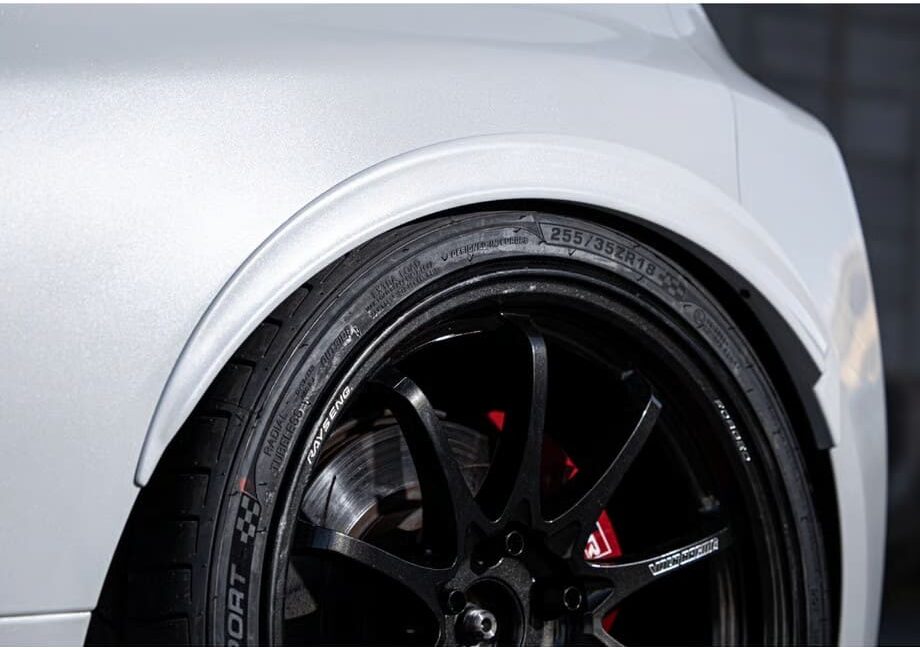 RESULT JAPAN REGAL TYPE OVER FENDERS FOR TOYOTA YARIS (GXPA16 / MXPA12)